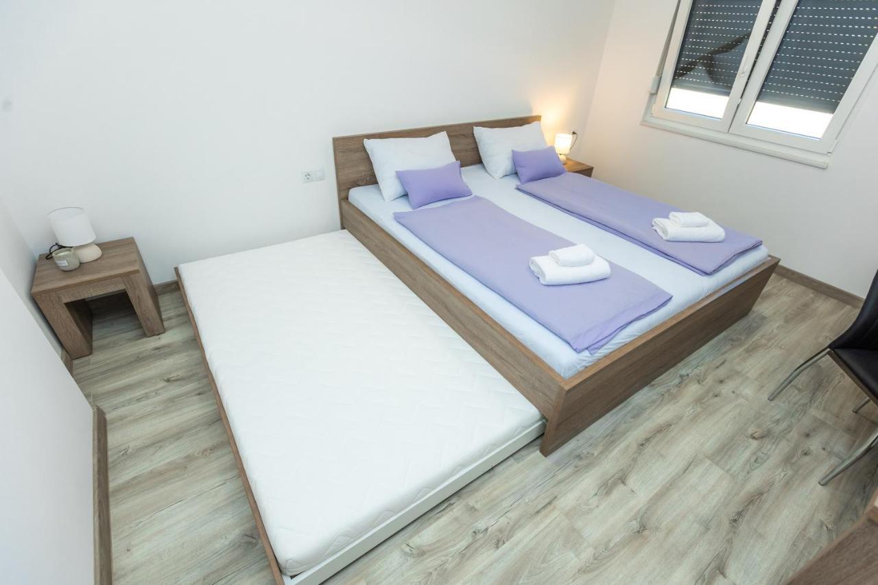 Apartments Maris 스베티필립아이자코브 외부 사진