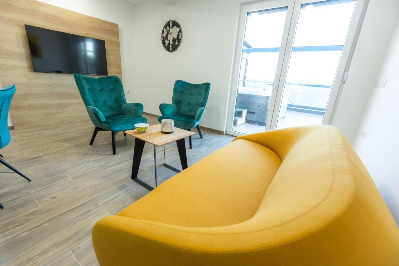 Apartments Maris 스베티필립아이자코브 외부 사진